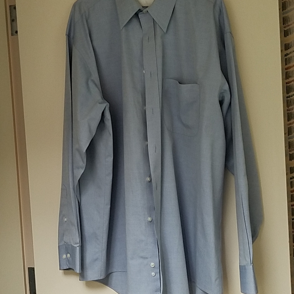 EUC two men's dress shirts 17neck x  35 sleeve